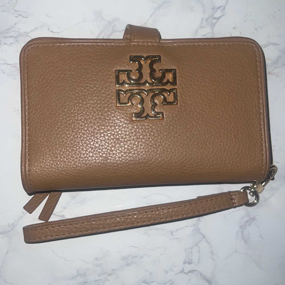 Tory Burch wallet